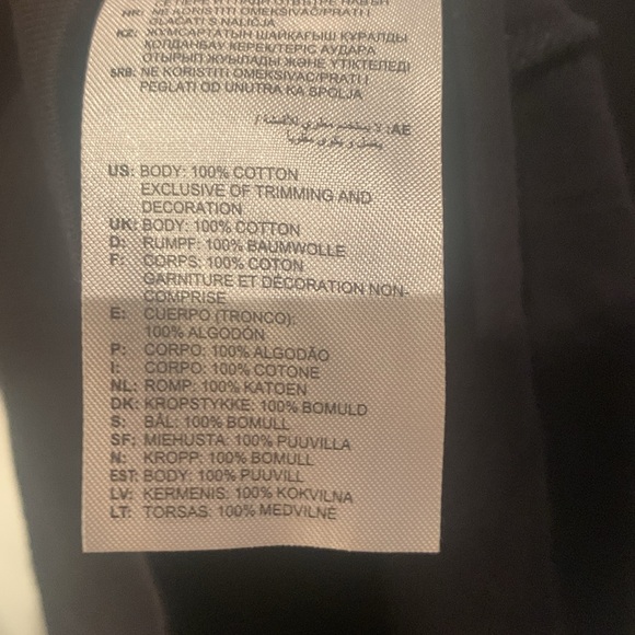 Gorgeous Adidas Embroidered Silver Logo 2 tone black and white 100% cotton T 🔥 - Picture 5 of 7